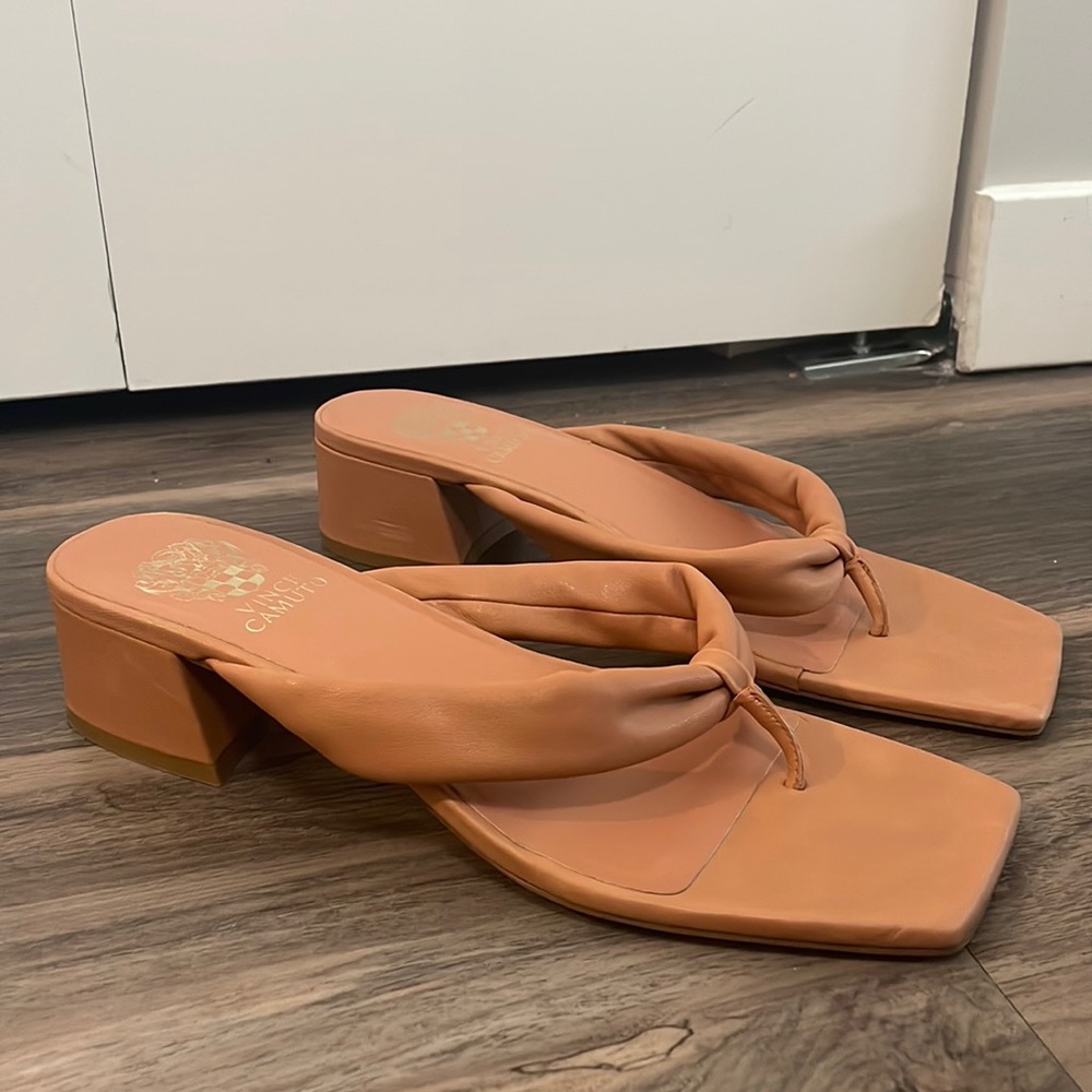 Vince Camuto Tan/Brown Leather Thong Sandals
